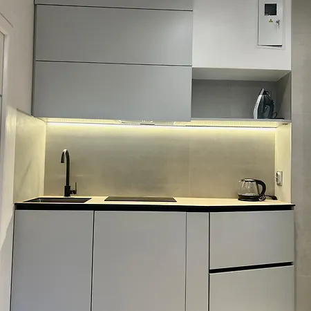 아파트호텔 міамо студіо з терасою 3*