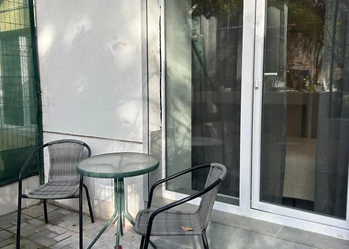 міамо студіо з терасою 3* إلفيف